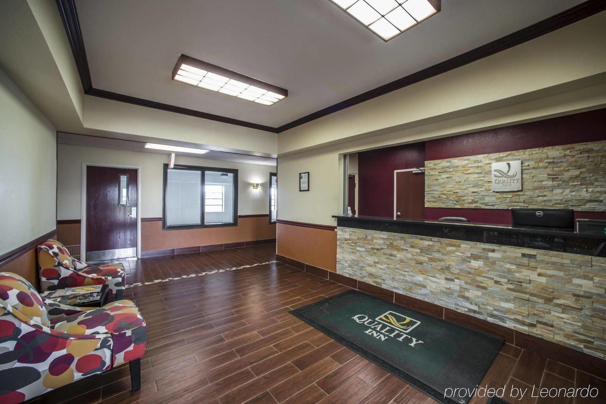 Super 8 By Wyndham Harrisburg Hotel Exterior photo
